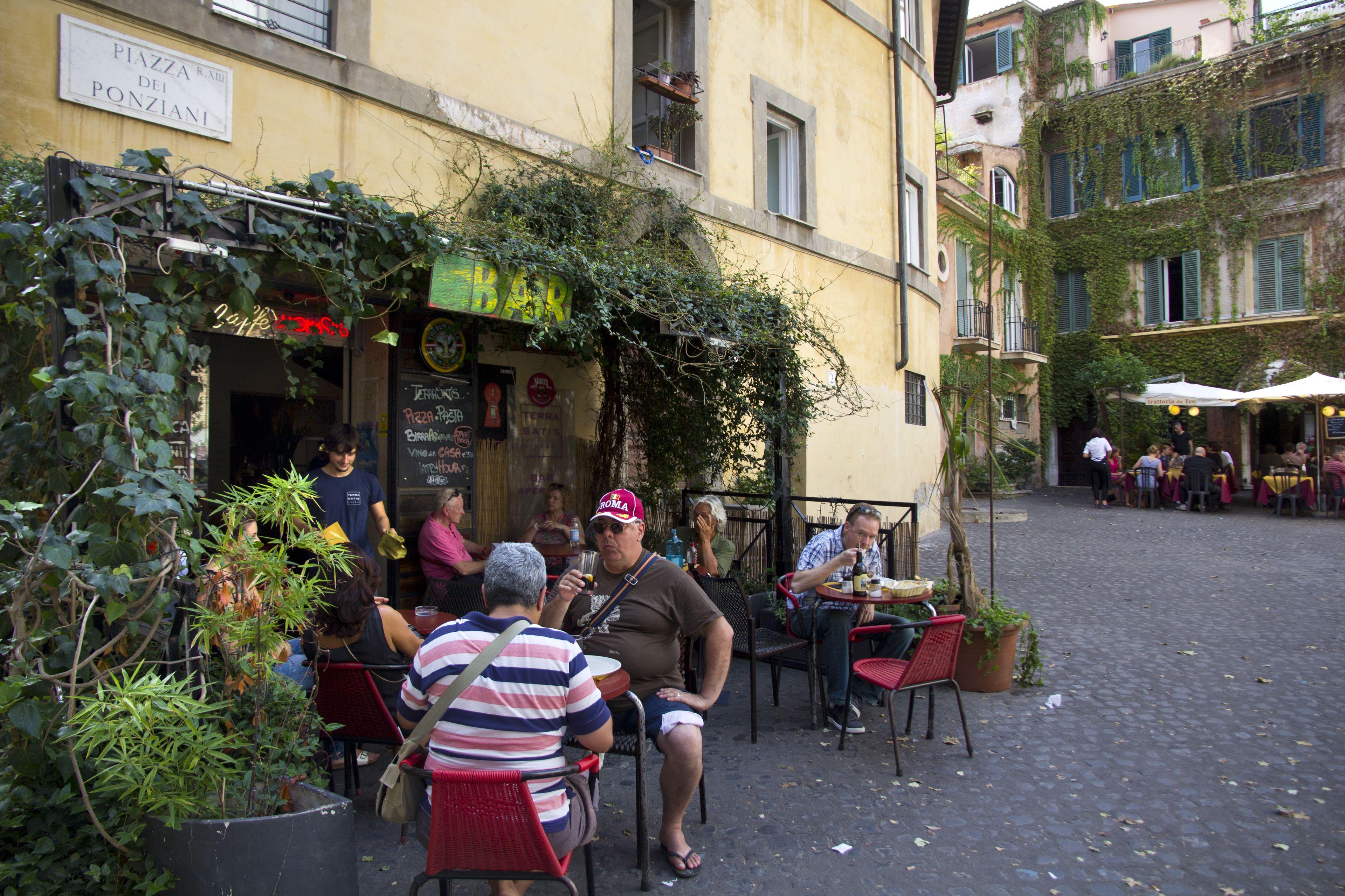 Ripense In Trastevere — Foto 1
